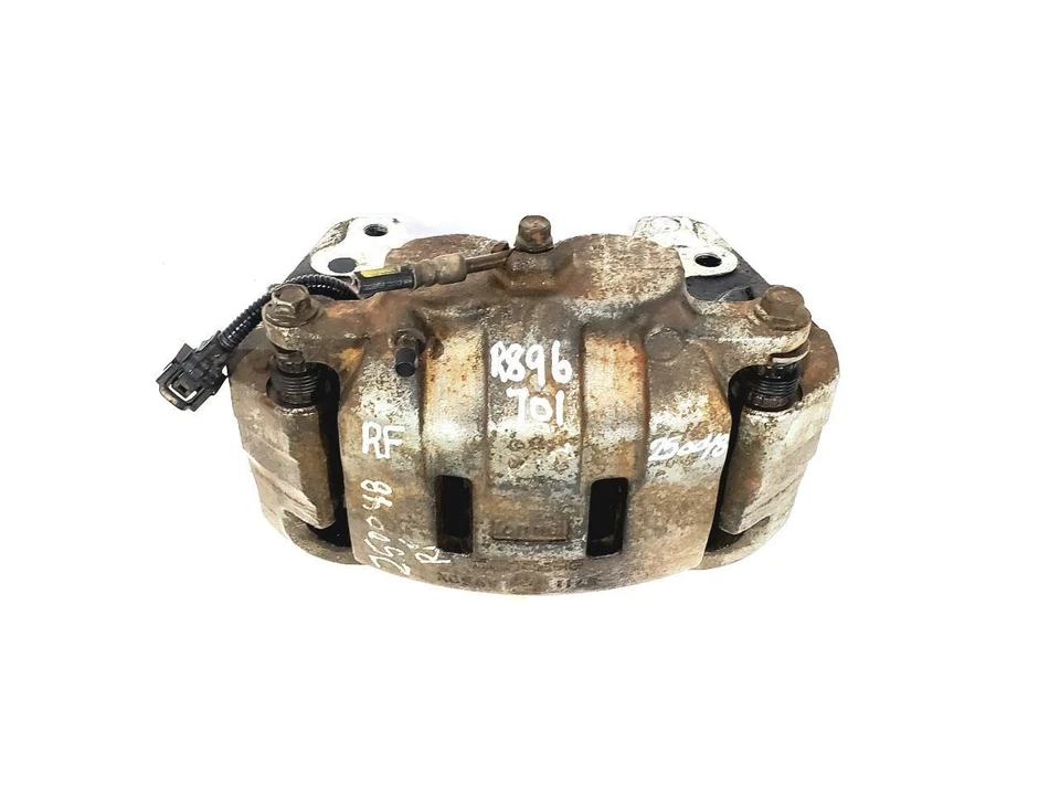 2020 Hino 195 OEM Front Right Brake Caliper  - Image 2 of 4