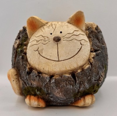 Whimsical Cat Outdoor Garden Planter--Faux Wood Log Design *Open Box*