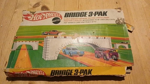 1969 Vintage HOT WHEELS By Mattel Accessory BRIDGE 3 PAK in Box