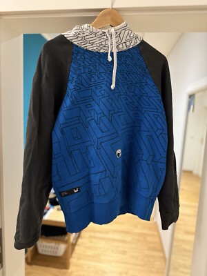 Ontour Hoodie Kapuzenpullover Labyrinth Blau-schwarz-weiss unisex Gr. S Wie neu