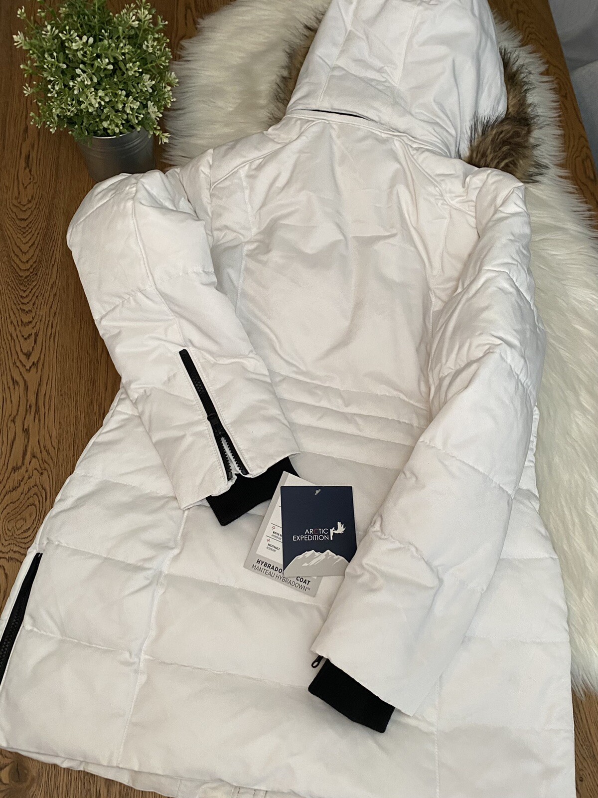 Arctic Expedition Quilted Down Coat Full Zip White Re… Gem