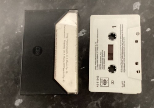 CBS Classics - Grieg: Piano Concerto - 40-61040 - Cassette Tape - Picture 2 of 3
