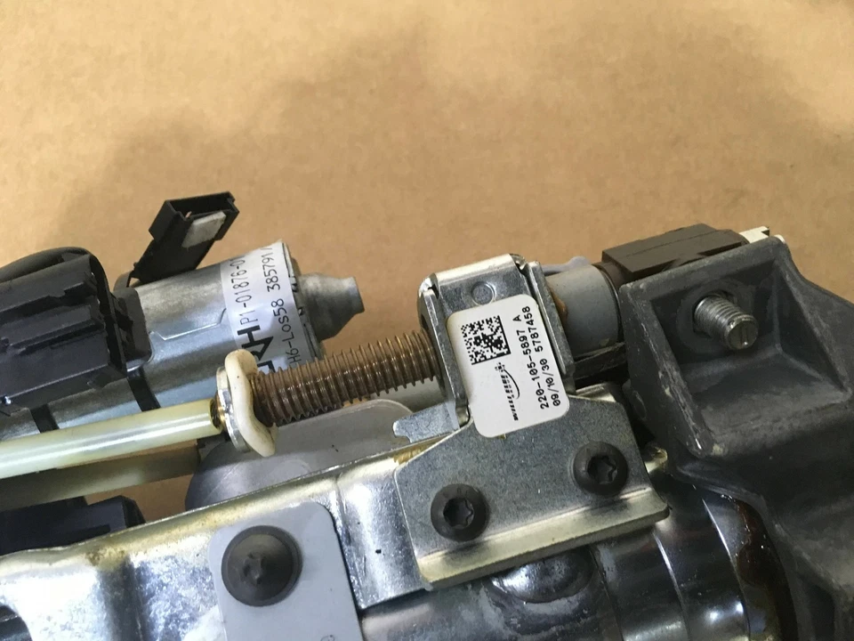 BMW E60 535xi 2008-2010 columna de dirección cambio de piso eléctrico 9 2467-01 OEM. Foto 3 de 4