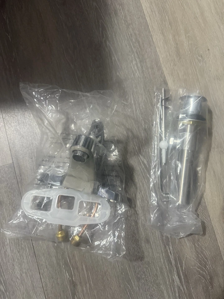 PEERLESS - P136LF-M JUEGO CENTRAL DE UN SOLO MANGO GRIFO DE BAÑO CROMADO Foto 4 de 4