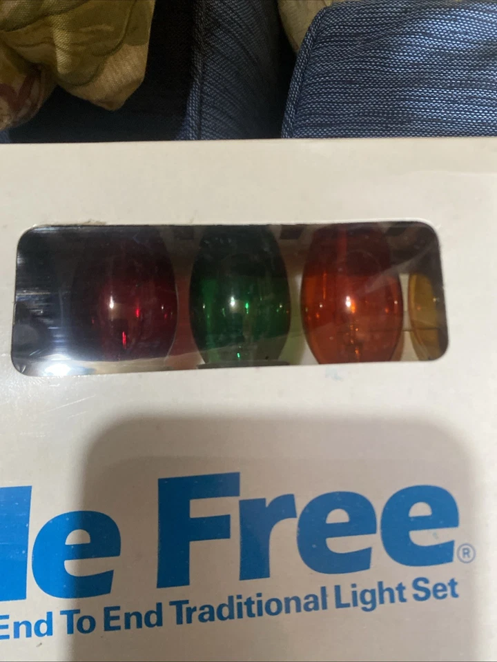 VTG Christmas And Holiday Lights Red White & Green 25 Style C9 -Tangle-Free - Image 2 of 3