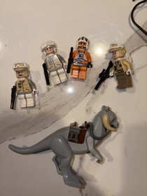 LEGO Star Wars Hoth Lot. Set #8083 and #7749. Incomplete. Tauntaun and rebels