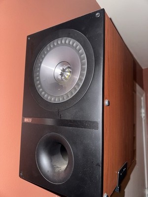 KEF Q300 Pair Speakers 2-way bookshelf type bass reflex system 52Hz-28kHz