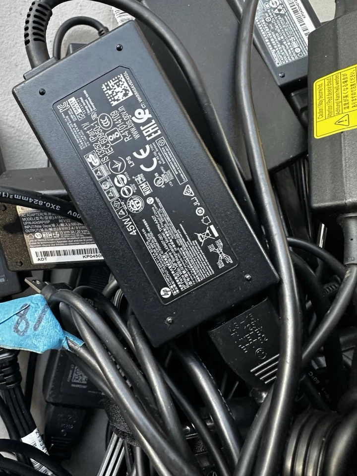 28 Pcs Genuine HP 45W USB-C Laptop Charger AC  Adapter - Image 4 of 4