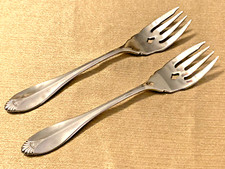 Oneida KINGSWOOD PIERCED Salad Forks 2-Piece 7 1/8" Stainless Flatware EXC COND