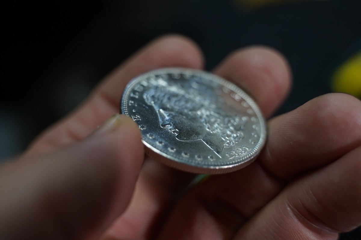 1881-S US Morgan Silver Dollar POPPING SeX AppEAL Lustrous Lady