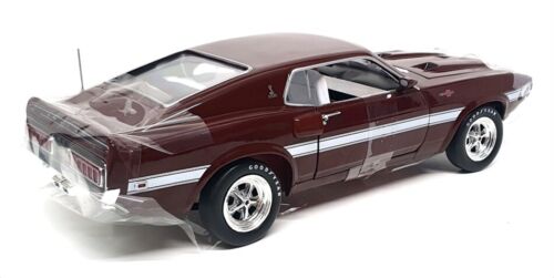 Autoworld 1/18 Scale AMM1290/06 - 1969 Shelby GT-500 - Maroon - Picture 2 of 5