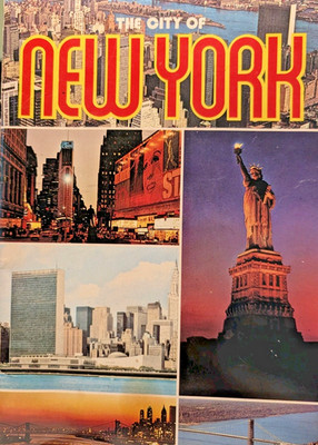 Vintage NYC Souvenir Tourist Guide Book New York w/ Twin Towers World Trade Cntr