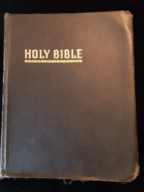 New Standard Reference Bible ,Blue Ribbon, by Hertel Authorized  or King James
