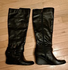 Kenneth Cole Reaction Black Tall Boots Womens...