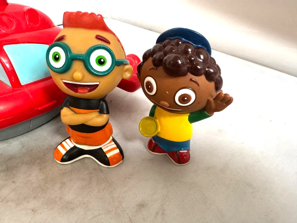 Disney’s Little Einsteins Pat Pat Submarine Rocket Bath & 2 Vinyl Figures - Image 2 of 4