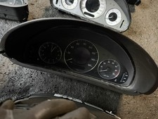Mercedes Benz MB W209 Tachometer Kombiinstrument 2095405411 VDO 110.080.251/012 Mercedes Benz MB W209 Tachometer Kombiinstrument 2095405411 VDO 110.080.251/012