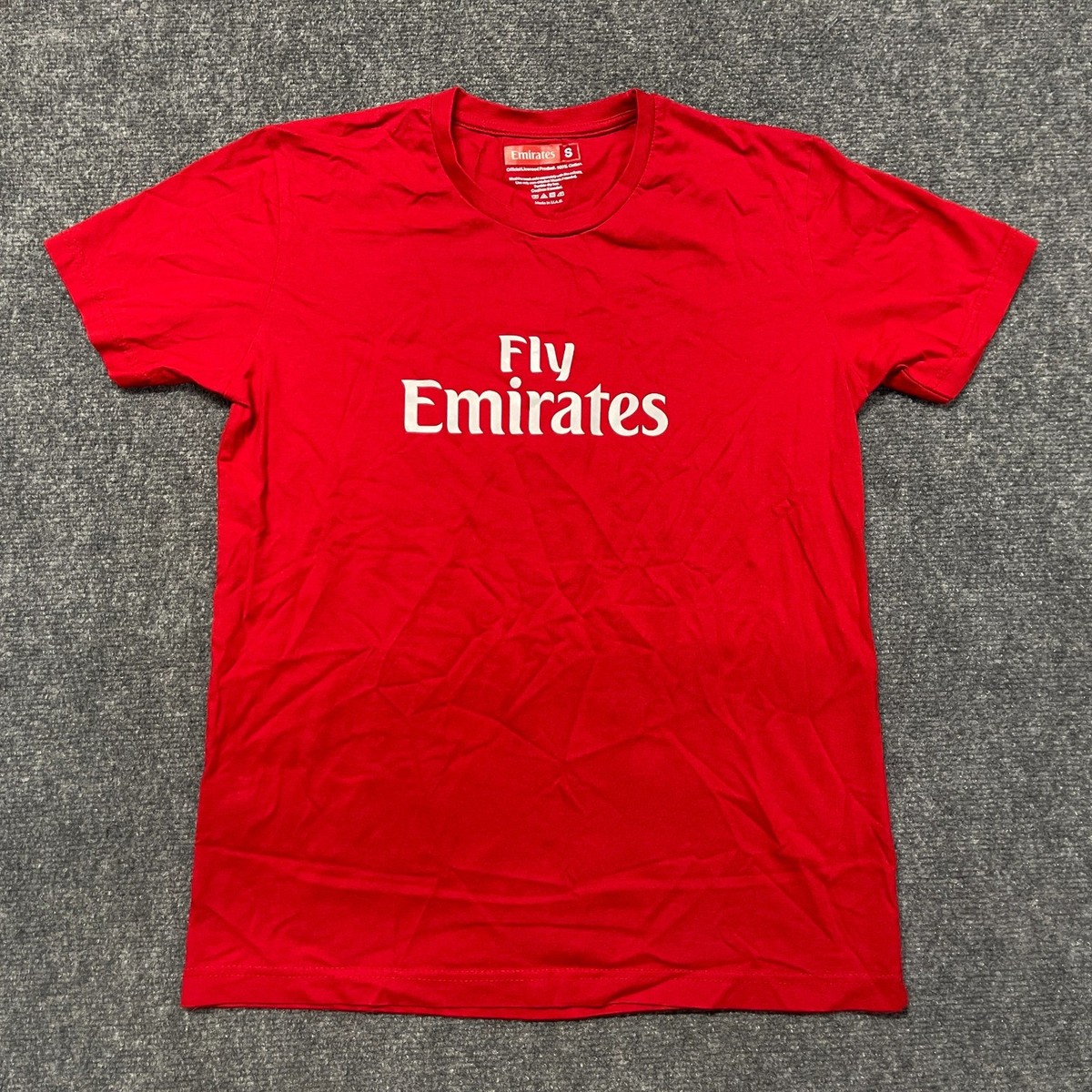 Emirates Fly Emirates T Shirt Mens Small Red Graphic Logo Crew