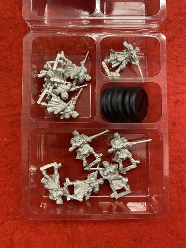 Warmachine Cygnar Long Gunners (10) PIP31087 Metal BNIB w/card - Picture 2 of 6