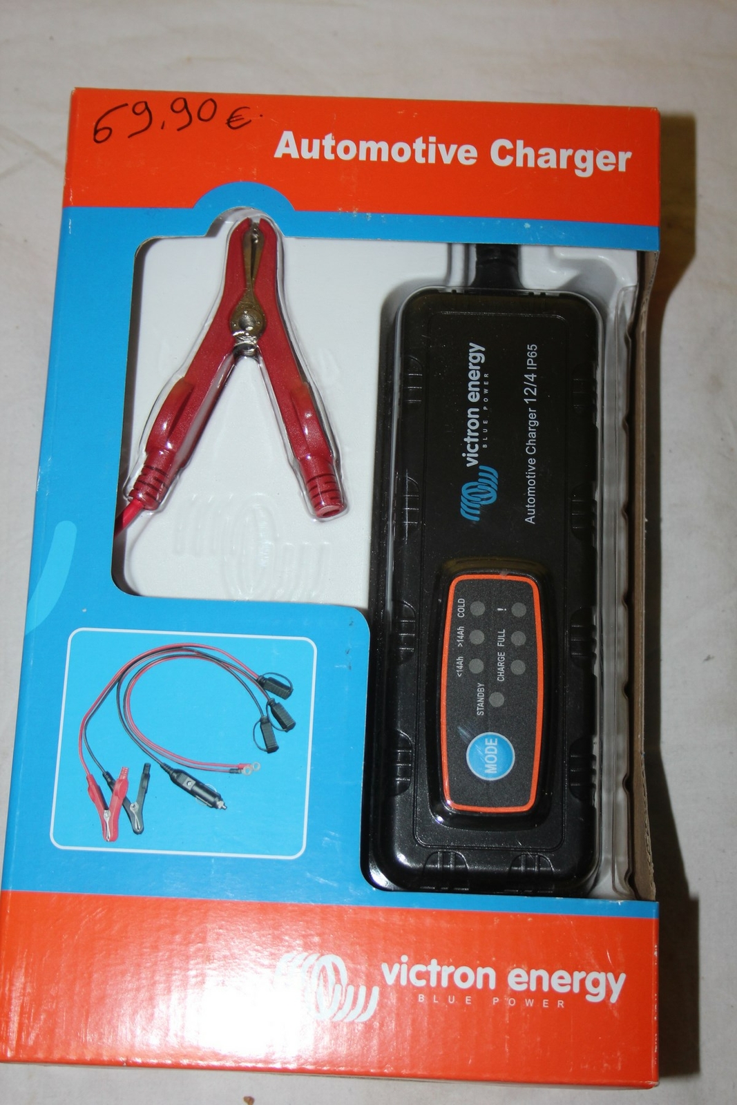 Chargeur de batterie moto Victron Energy Blue Smart 12V 4A IP65