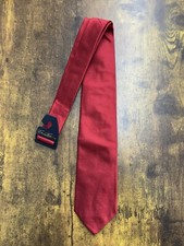 Brooks Brothers Solid Red Tie 100 Silk Men's Necktie 57"