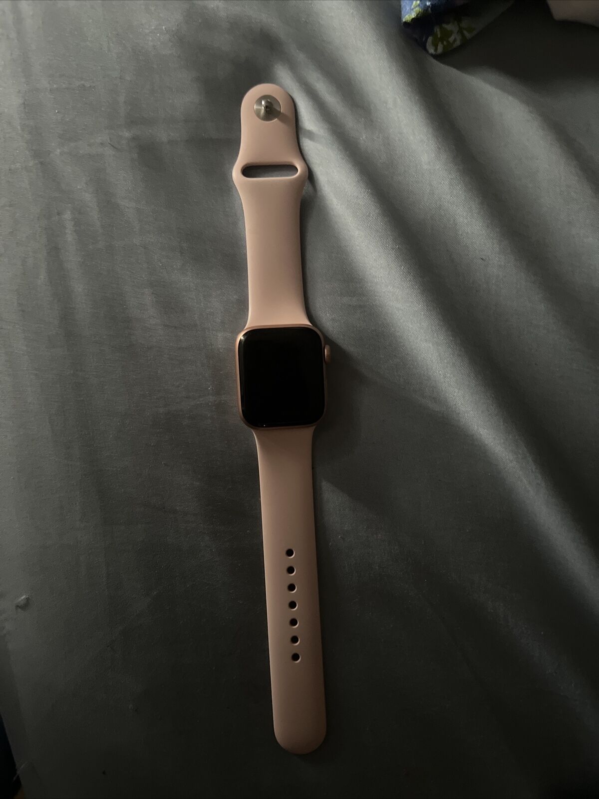 Apple watch se 44mm ( Rose Gold )