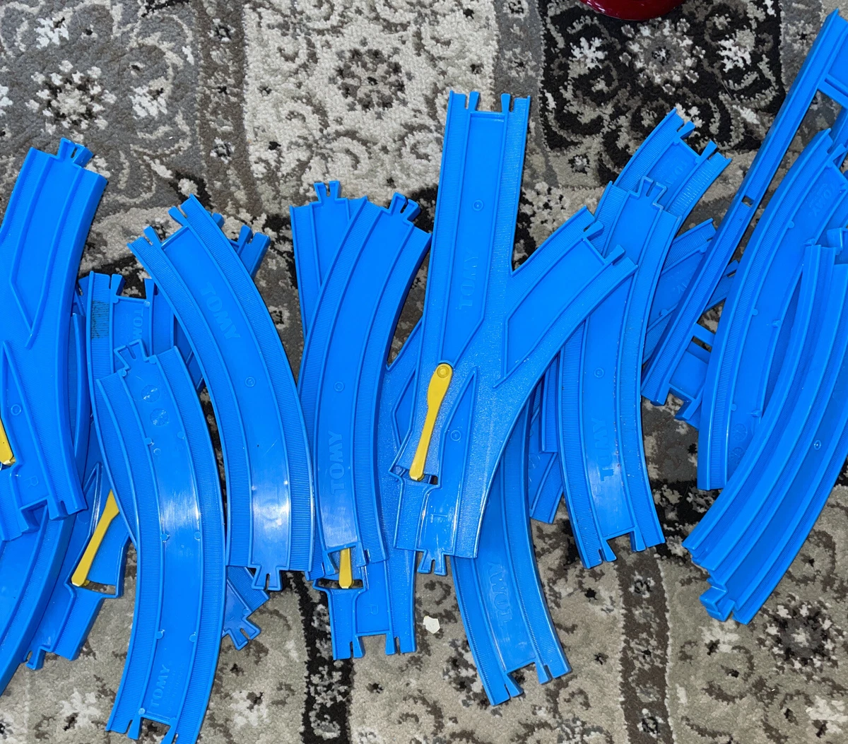 Tomy blue track hotsell