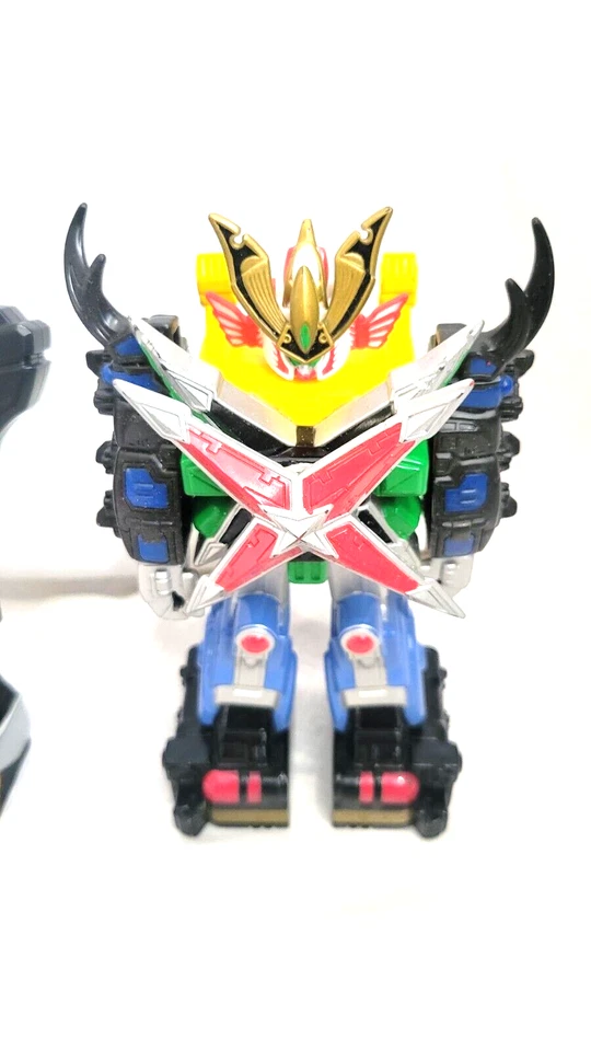 Vtg Power Rangers Ninja Storm 6.5" Hurricane Megazord w/ chest piece Bandai 2003 - Image 3 of 4