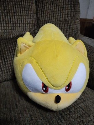 Tomy Super Sonic Mega Plush Sonic The Hedgehog 15in Club Mochi Mocchi