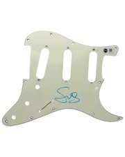 SNOOP DOGGY DOGG SIGNED GUITAR PICK GUARD (ACG CERT AG18037)