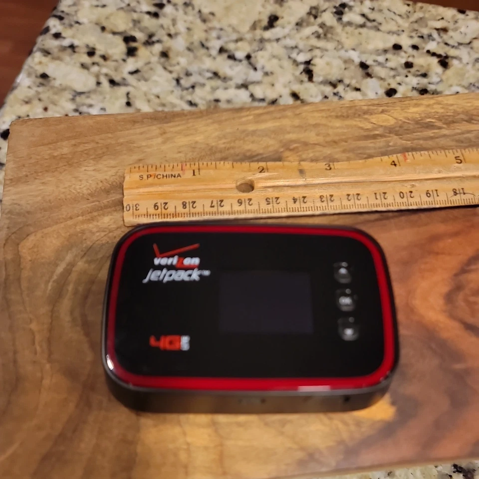 PANTECH VERIZON JETPACK 4G LTE - Image 2 of 4