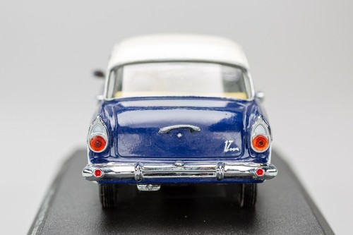 FORD TAUNUS 17M P2 Coupé 1957-1960 Blue/White DETAIL CARS 1:43 - Imagen 7 de 13