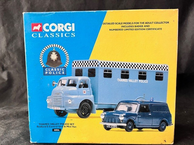 CORGI THAMES VALLEY POLICE SET BEDFORD S CONTROL UNIT & MINI VAN 08006 MIB 1:50