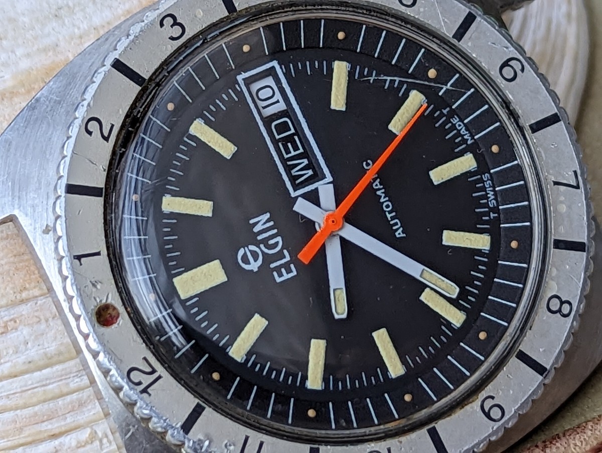 Vintage 1970's Elgin Day-Date Diver w/Patina,Explorer-Style Bezel