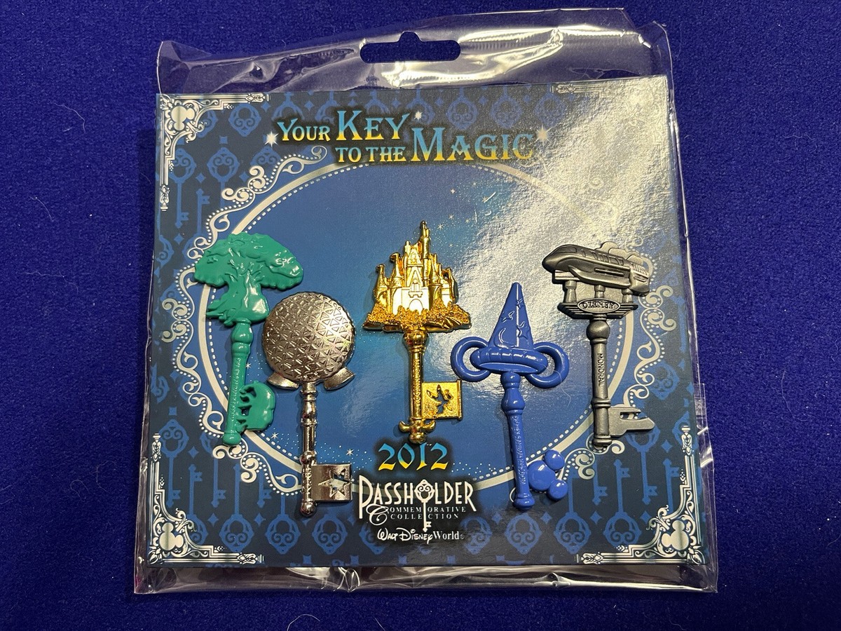 Walt Disney World WDW 2012 Passholder Your Key To The Magic Pin