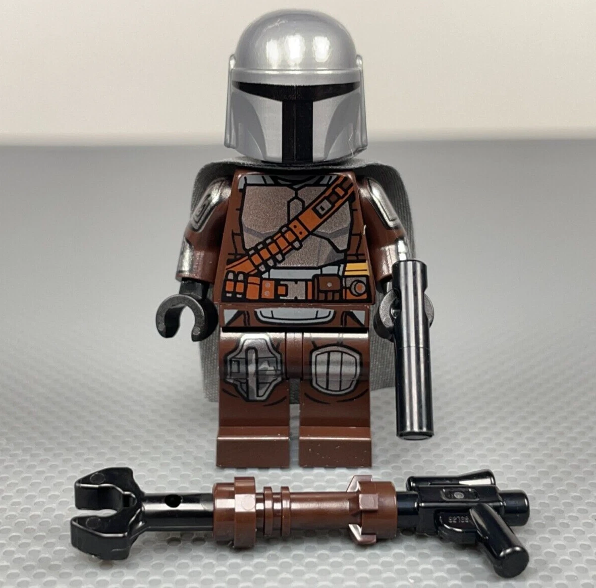 The Mandalorian 75299 Star Wars LEGO Minifigure Din Djarin Mando