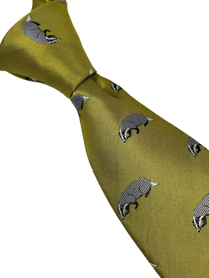 mens tie yellow gold with Hufflepuff badger Harry Potter by Frederick Thomas - Image 2 of 4