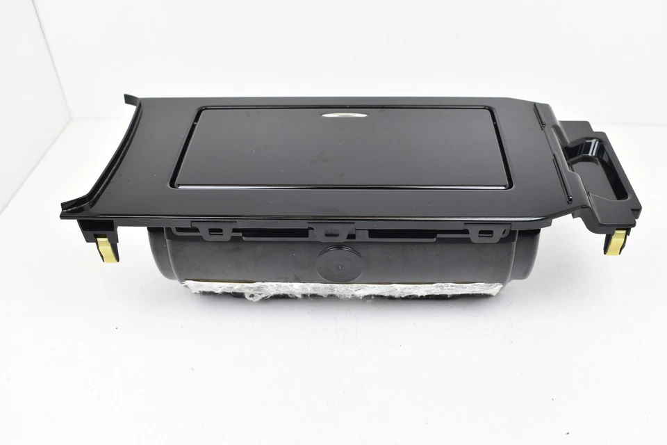 Portavasos Toyota Mirai 2016-2020 consola central negro OEM Foto 4 de 4