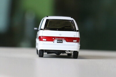 GCD 1/64 Scale Toyota PREVIA MPV White Diecast Car Toy Collection