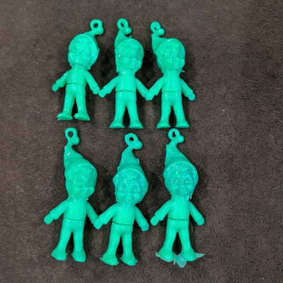 Vintage Green Gnome Pixie Plastic Gumball Charms Lot Of 6