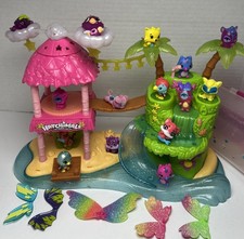 Hatchimals CollEGGtibles TROPICAL PARTY Playset 15 Figures storage Box wings