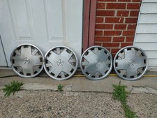 Vintage Set Of Chrysler Hubcaps 4 Vintage Set Of Chrysler Hubcaps 4