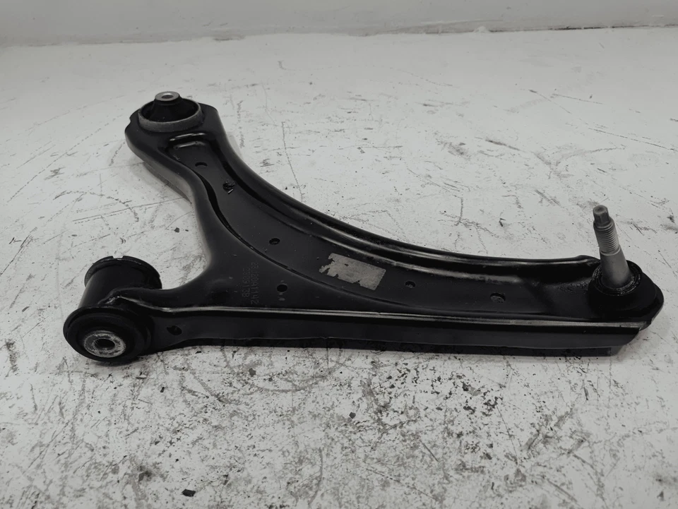 2024-2025 BUICK ENVISTA BRAZO DE CONTROL INFERIOR DELANTERO IZQUIERDO LADO DEL CONDUCTOR OEM Foto 3 de 4