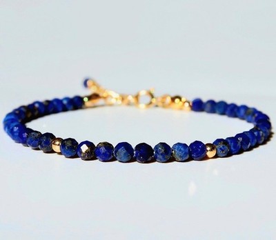 Zierliches Lapislazuli Perlen Armband Gold Bead Blau Armband September Geburtsstein