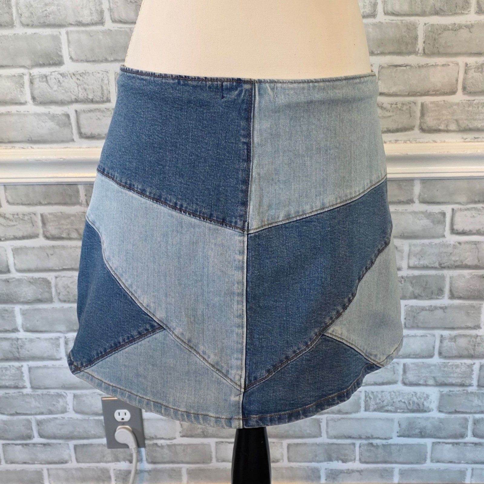 Madewell Patchwork Denim Mini Skirt Button Snap F… - image 3