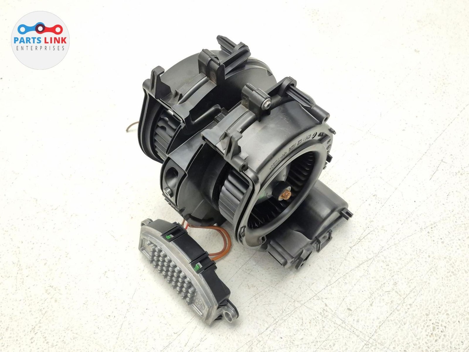 Bentley Bentayga 2016-2020 Rear Blower motor