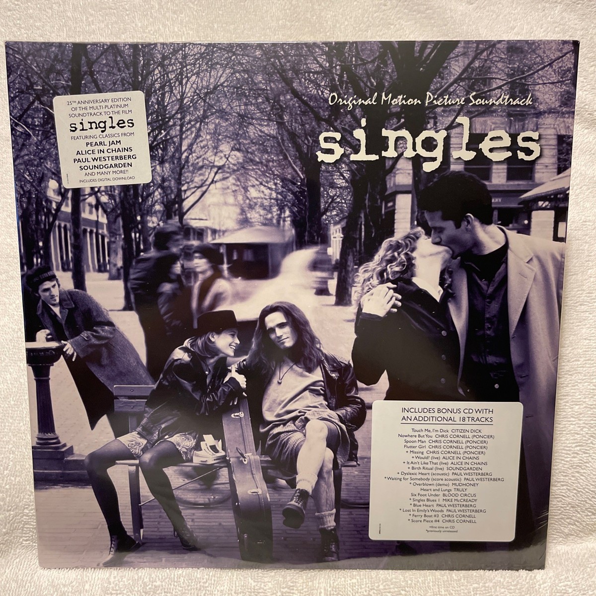Singles : Motion Picture Soundtrack (Vinyl Record: 2LP + Bonus CD