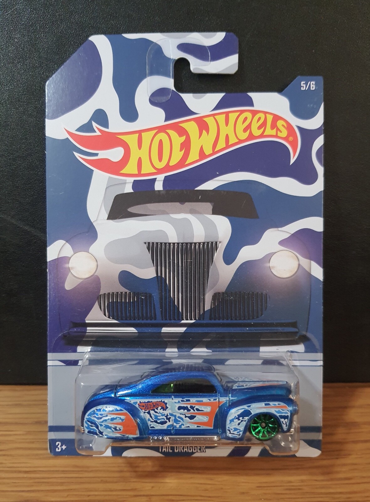 Hot Wheels Tail Dragger 1/64 avec finitions de haute précision pour collectionneurs