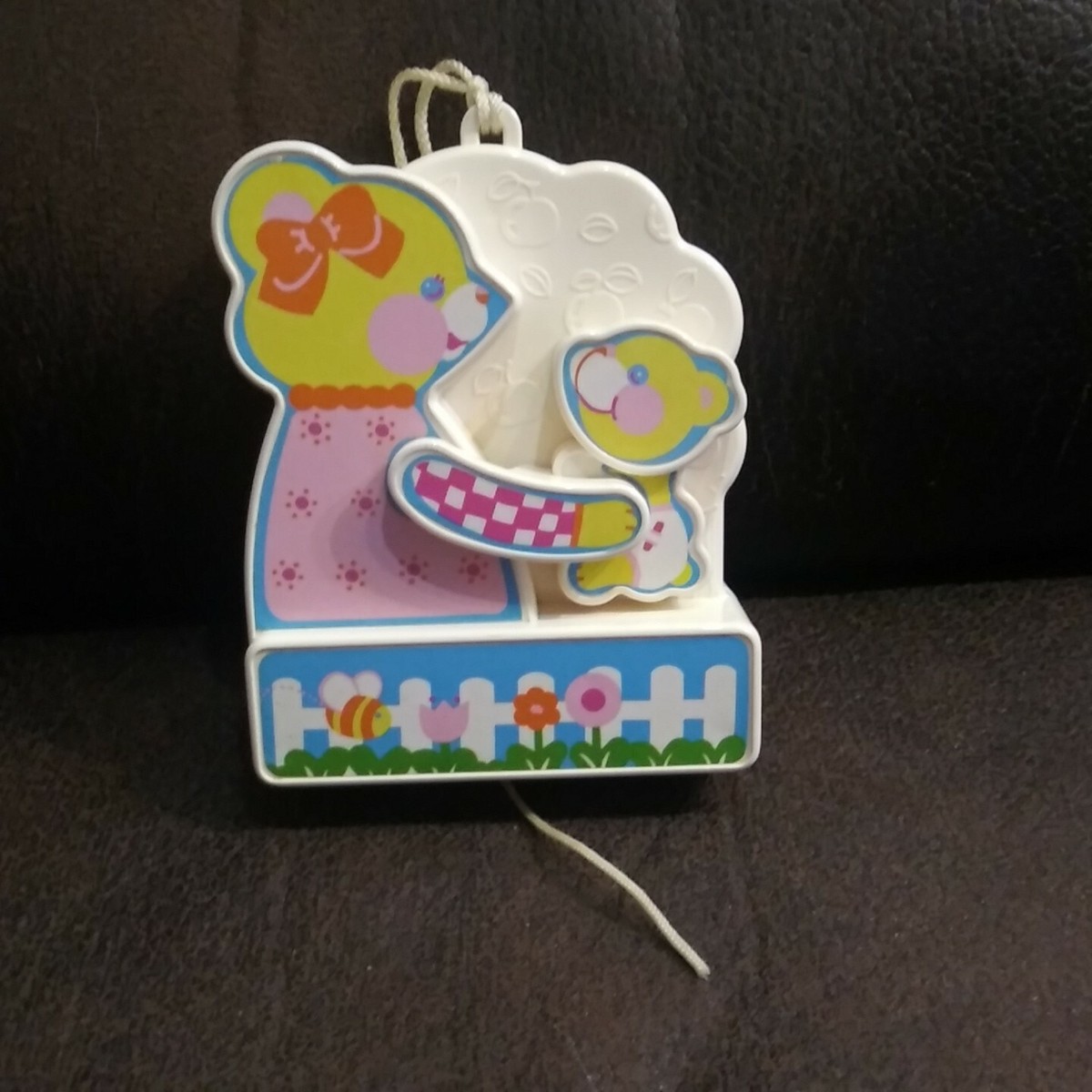 Sankyo Vintage 1982 Tomy Teddy Bear Picnic Pull String Crib Music  display picture 1
