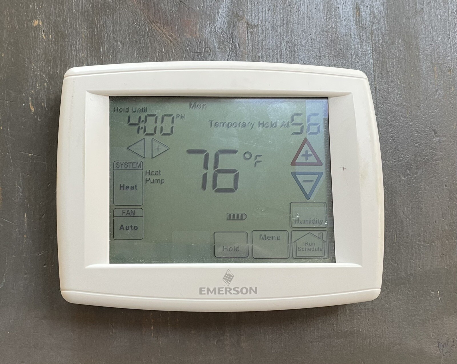 Emerson 1F951291 7Day Touchscreen Thermostat with Humidity Control