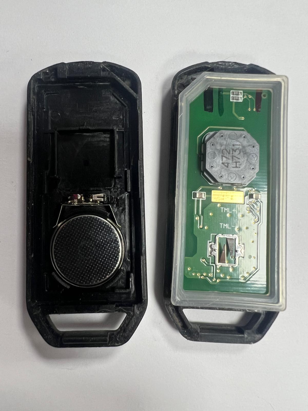 GENUINE HONDA BIKE 2 BUTTON REMOTE LOCKING / ALARM KEY FOB TESTED! HLSS